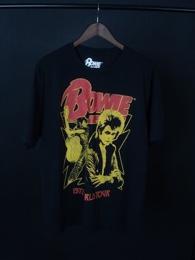 Bowie 1972 World Tour Graphic Tee - Black